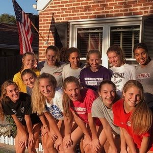 Meet your Posher, Elise